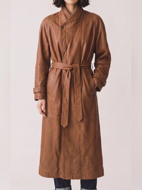Vintage American Style Brown Leather Belted Trench Coat
Mountain life old money